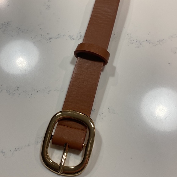 41.3” Buckle belt - Picture 3 of 3